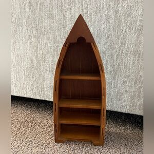 Canoe shelf